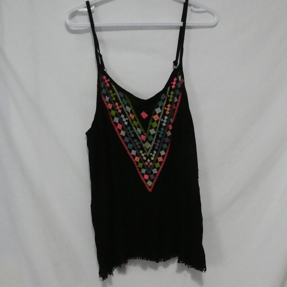 TORRID | size 0 | Black Top With Multicolor Embroidery